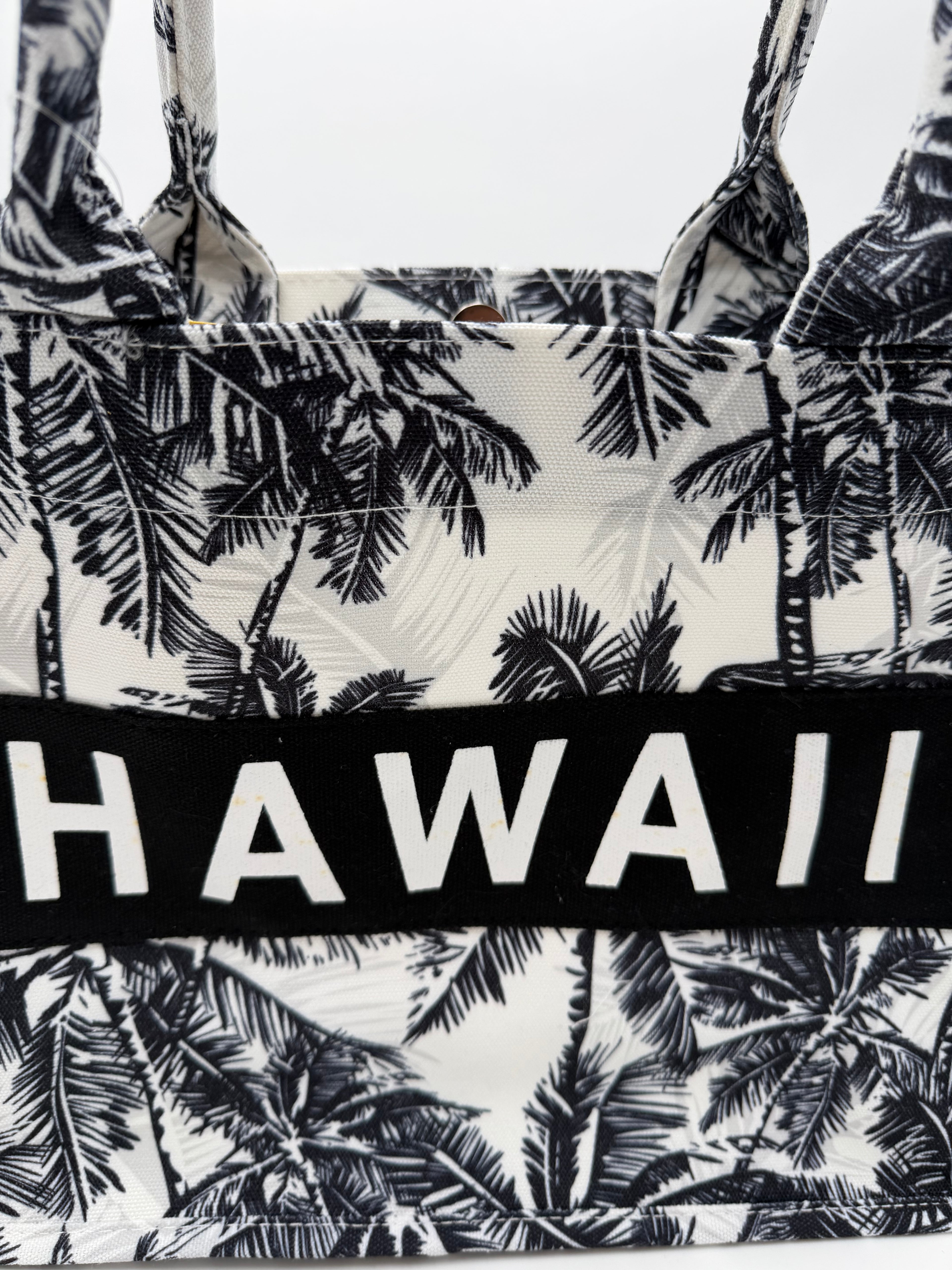 Hawaii Palm Banner Handbag – Black & White