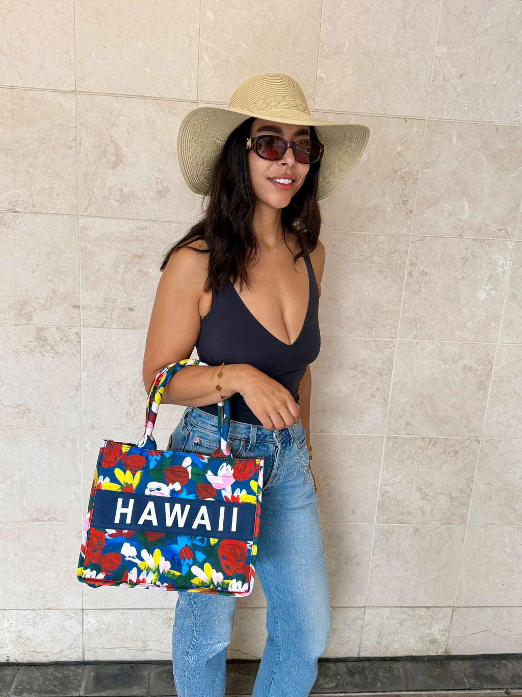 Hawaii Floral Banner Handbag