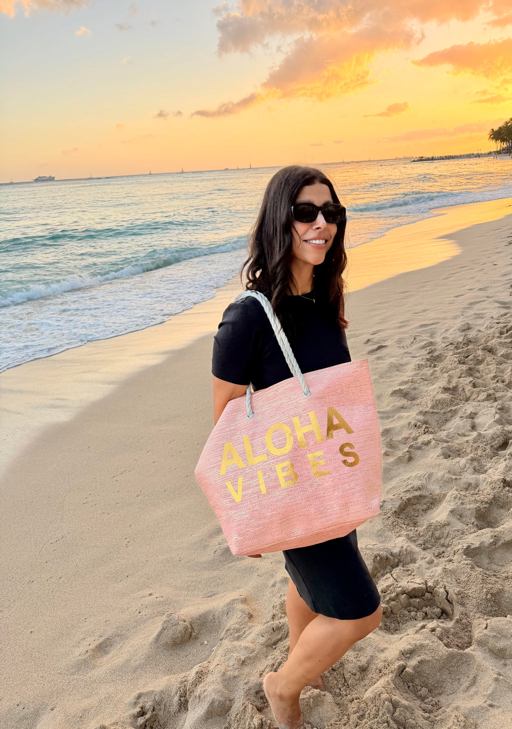 Aloha Vibes Hawai’i Large Tote Bag